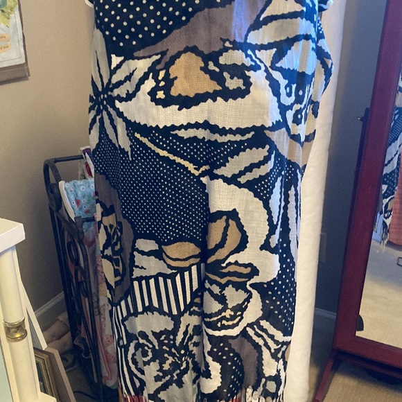 Scarf/Wrap - Picture 6 of 7